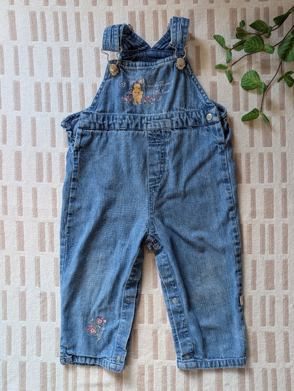 Classic Pooh | So Many Flowers | Embroidered Denim Overalls | DAMAGED